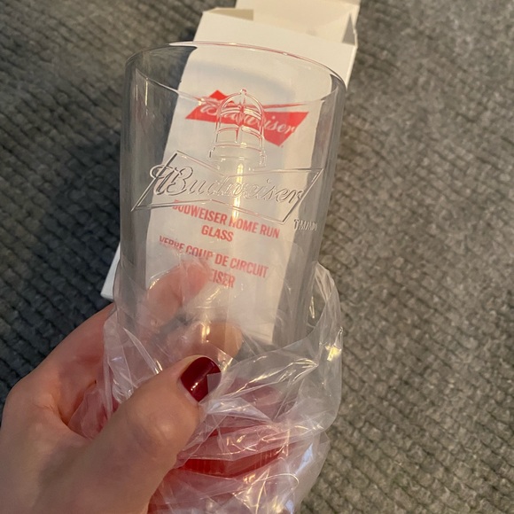 NiB Budweiser Home-run Beer Glass - Picture 1 of 8